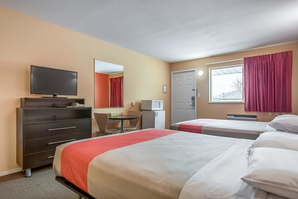 Hotel Riverside 3*