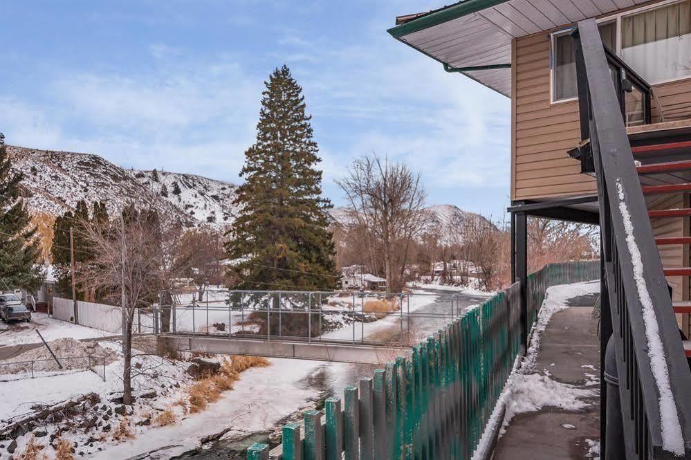 Riverside 3* Cache Creek